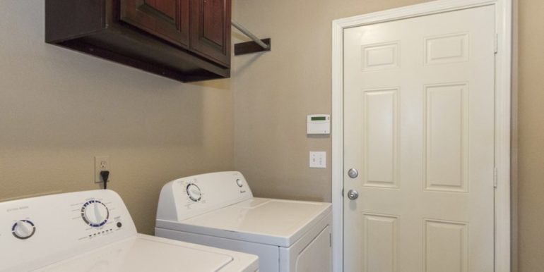 026_laundry-room-960x720