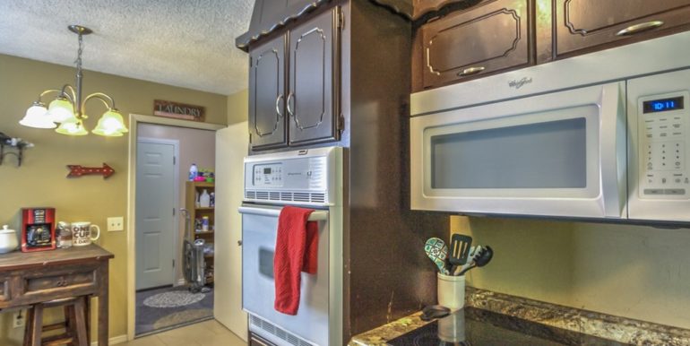 Sapulpa Real Estate for Sale - 1810 S Muskogee Street - 014_Kitchen