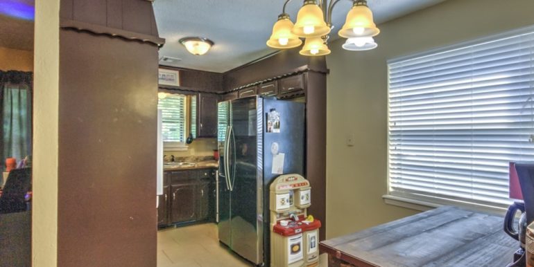 Sapulpa Real Estate for Sale - 1810 S Muskogee Street - 015_Kitchen