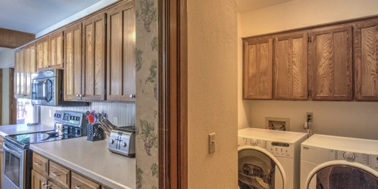 Tulsa Real Estate for Sale - 7401 W 34th Place - 022_Laundry