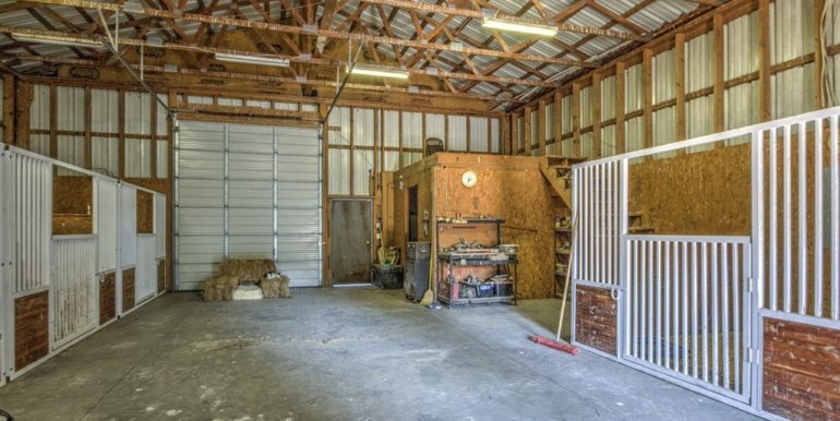 Pryor Real Estate Acreage for Sale | 1661 W 470 Road - 036_Barn