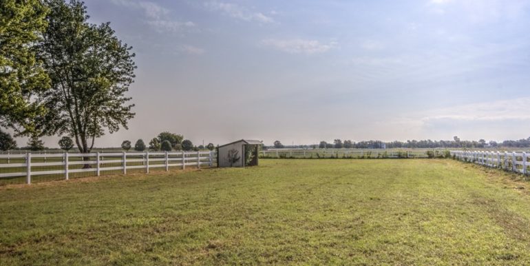 Pryor Real Estate Acreage for Sale | 1661 W 470 Road - 037_PastureLoafing Shed