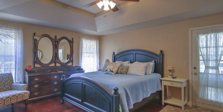 Broken Arrow Real Estate for Sale | 4321 S Aspen Place | The Unique Properties Team | 019_Master Bedroom