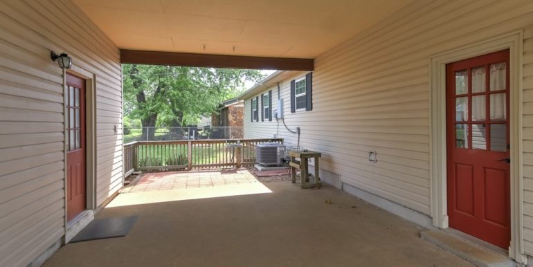 Sand Springs Real Estate for Sale | 509 W 47th Street | The Unique Properties Team | 025_Breezeway