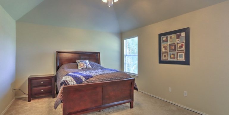 Jenks Real Estate for Sale | 11806 S Holley St, Jenks | Unique Properties | 016_Master Bedroom