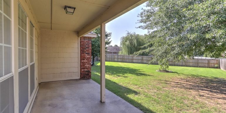 Jenks Real Estate for Sale | 11806 S Holley St, Jenks | Unique Properties | 026_Back Patio