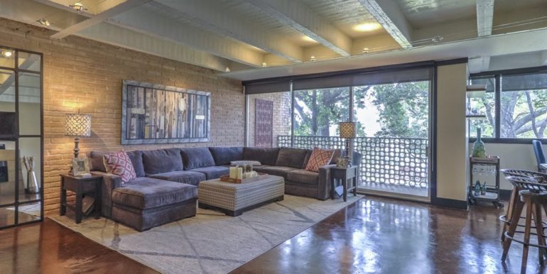 Tulsa Condos for Sale | 611 W 15th Street #C6 | Unique Properties | 006_Living Room