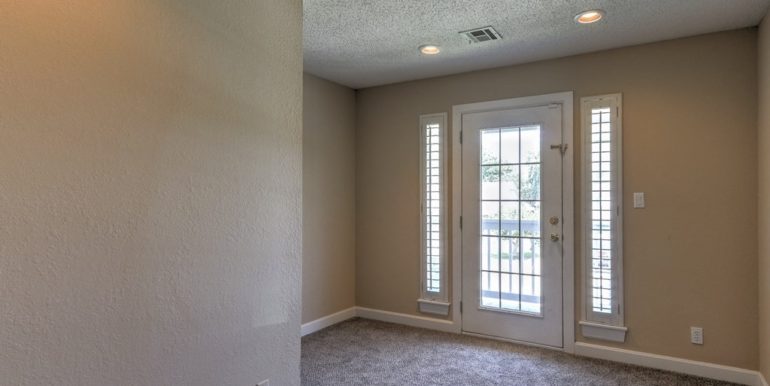 Owasso Real Estate for Sale | 12712 E 78th Street North | Unique Properties | 016_Sitting Room