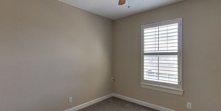 Owasso Real Estate for Sale | 12712 E 78th Street North | Unique Properties | 019_Second Bedroom