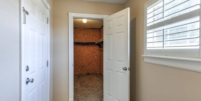 Owasso Real Estate for Sale | 12712 E 78th Street North | Unique Properties | 027_Mud RoomCedar Closet