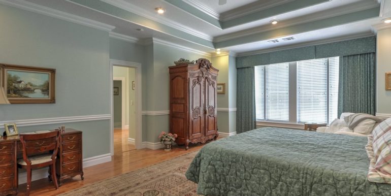 Owasso Real Estate For Sale | 17824 E 92nd Street North | Unique Properties | 015_Master Bedroom