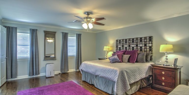 Midtown Tulsa Real Estate For Sale | 4118 S Columbia Ave | Unique Properties | 018_Master Bedroom