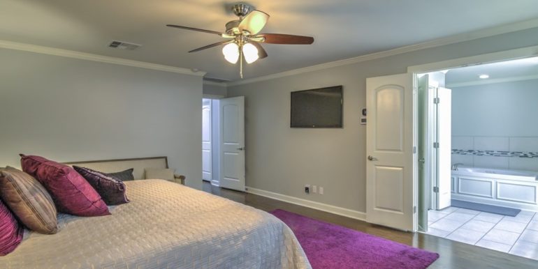 Midtown Tulsa Real Estate For Sale | 4118 S Columbia Ave | Unique Properties | 020_Master Bedroom