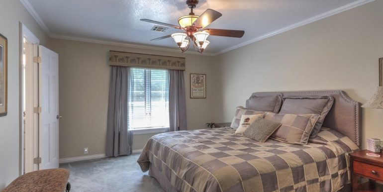 Owasso Real Estate For Sale | 17824 E 92nd Street North | Unique Properties | 025_Second Bedroom