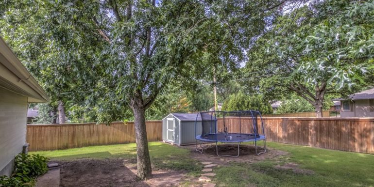 Midtown Tulsa Real Estate For Sale | 4118 S Columbia Ave | Unique Properties | 034_Back Yard