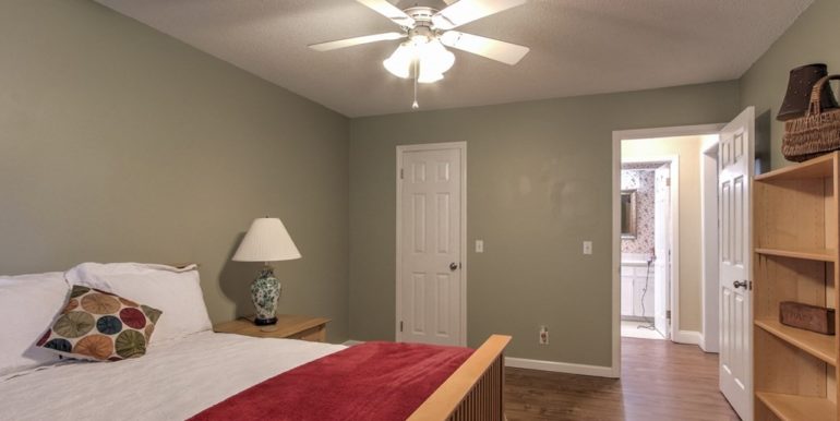 Tulsa Real Estate for Sale | 10210 E 23rd Place | Unique Properties | 020_Master Bedroom