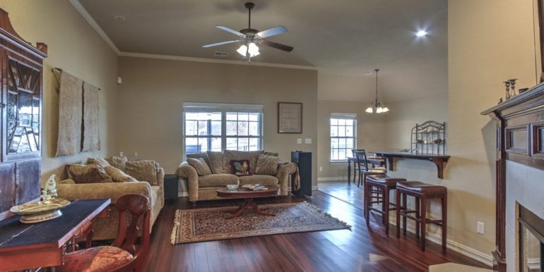 Claremore Real Estate for Sale | 25488 Stonebridge Parkway | Unique Properties | 008_Living Room, Gorgeous Hardwoods