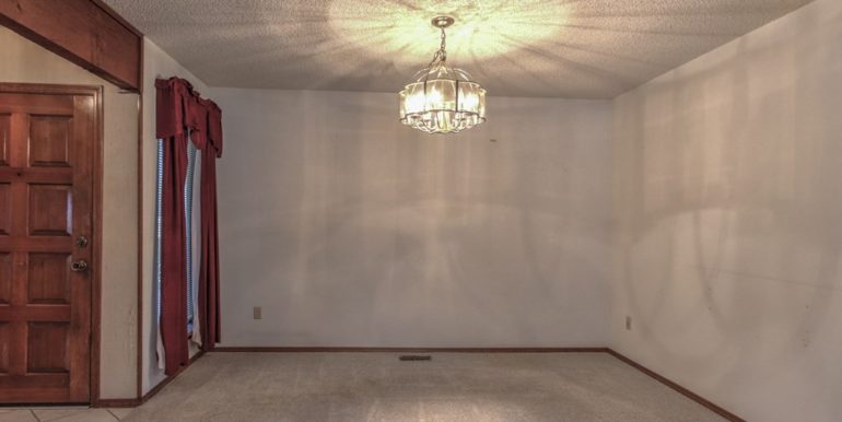 Broken Arrow Real Estate for Sale | 7305 S Peach Ave | Unique Properties | 010_Dining Room