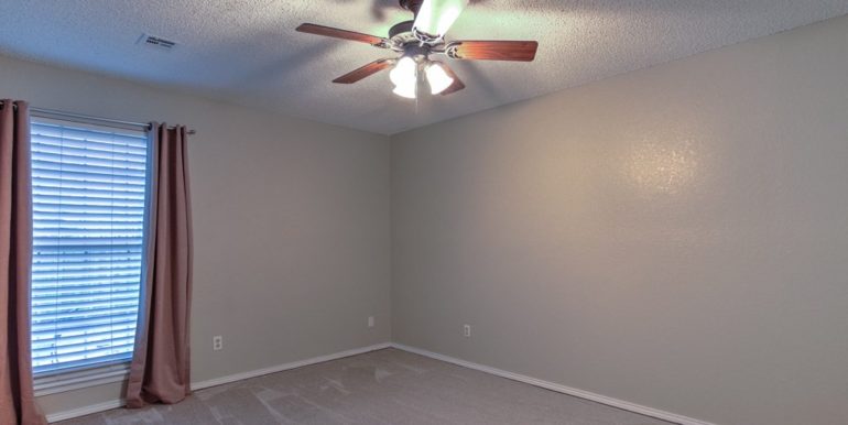 Tulsa Real Estate for Sale | 3444 S 148th East Pl | Unique Properties | 014_Master Bedroom