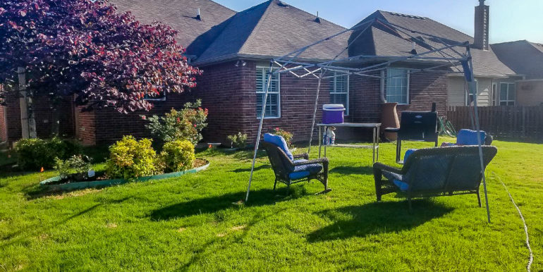 Broken Arrow School District Home for Sale | 18609 East 50th Place | Unique Properties | Back Yard