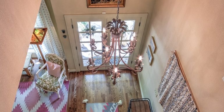 Tulsa Real Estate for Sale | 5509 E. 90th St | Unique Properties | 030_Foyer