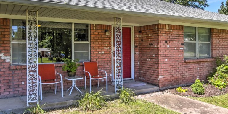 Inola Real Estate for Sale | 310 A St NW | Unique Properties | 003_Front Porch