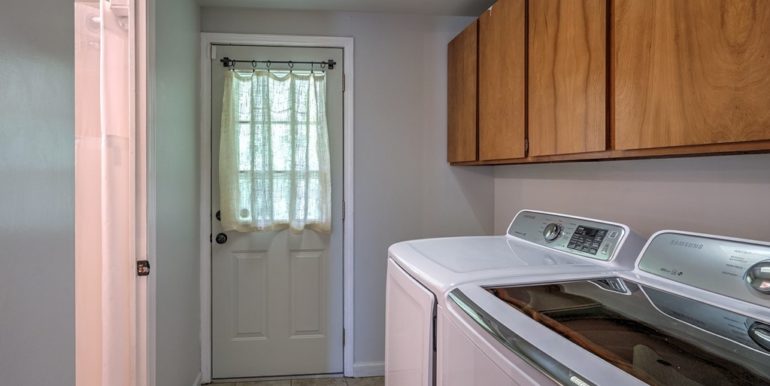 023_Laundry Room